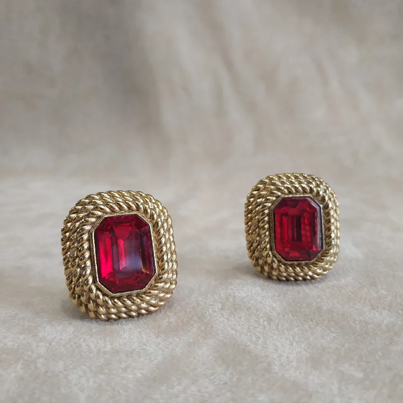 Ladies Earrings Knotted -Red Square Earrings by Sphinx Clip On Gold