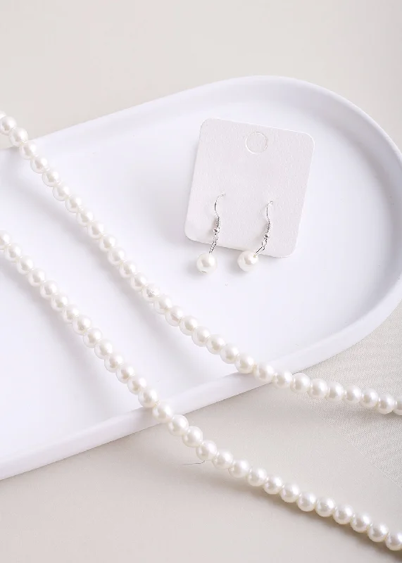 Layered necklaces for women-White Pearl Necklace