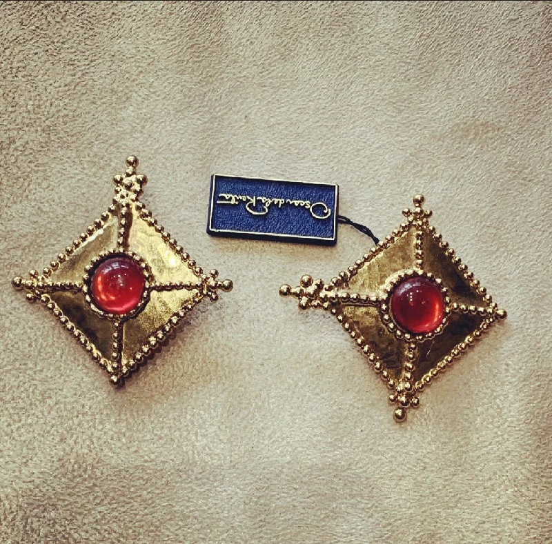 Ladies Earrings Plush -Red square clip on earrings by Oscar de la Renta