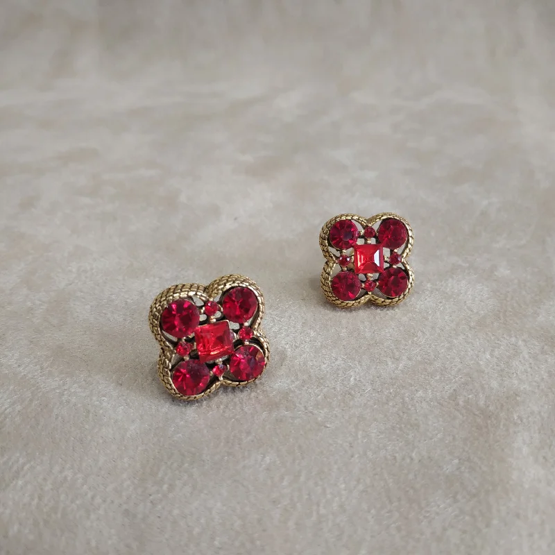 Ladies Earrings Twisted -Quatrefoil Red Gold Clip On Earrings by Askew London