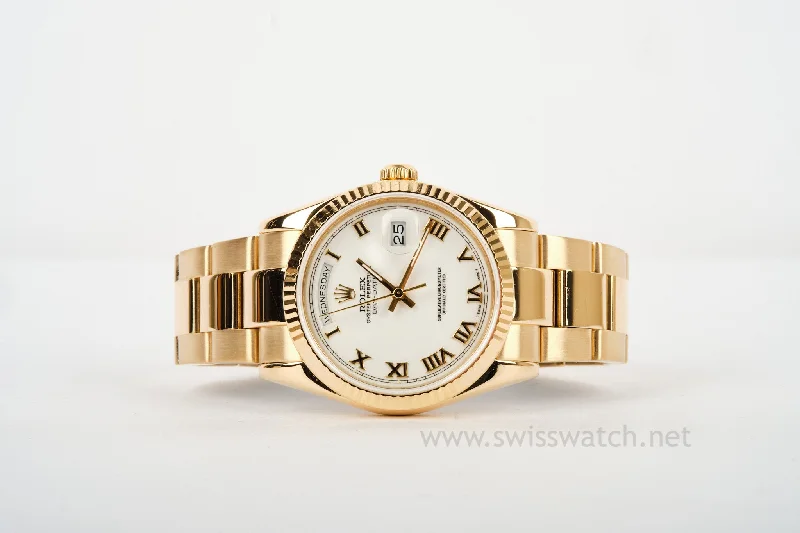 Unisex watch Japanese simplicity -ROLEX Day-Date 36 "President" 18K 118238 RailRoad Dial White 2005