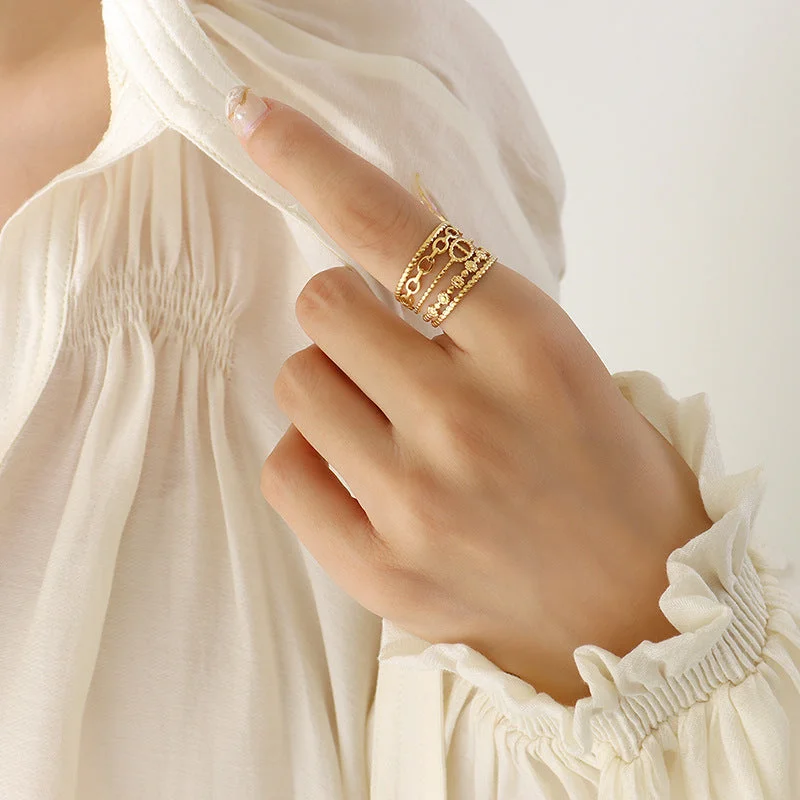 Golden Multilayer Ring