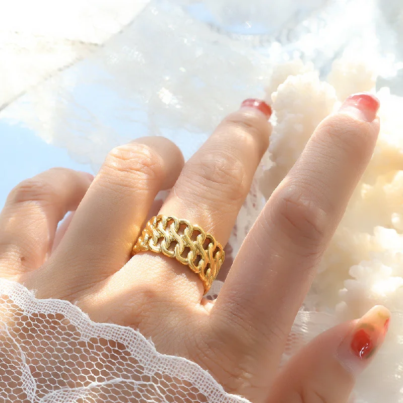 Golden Double Layer Chain Ring