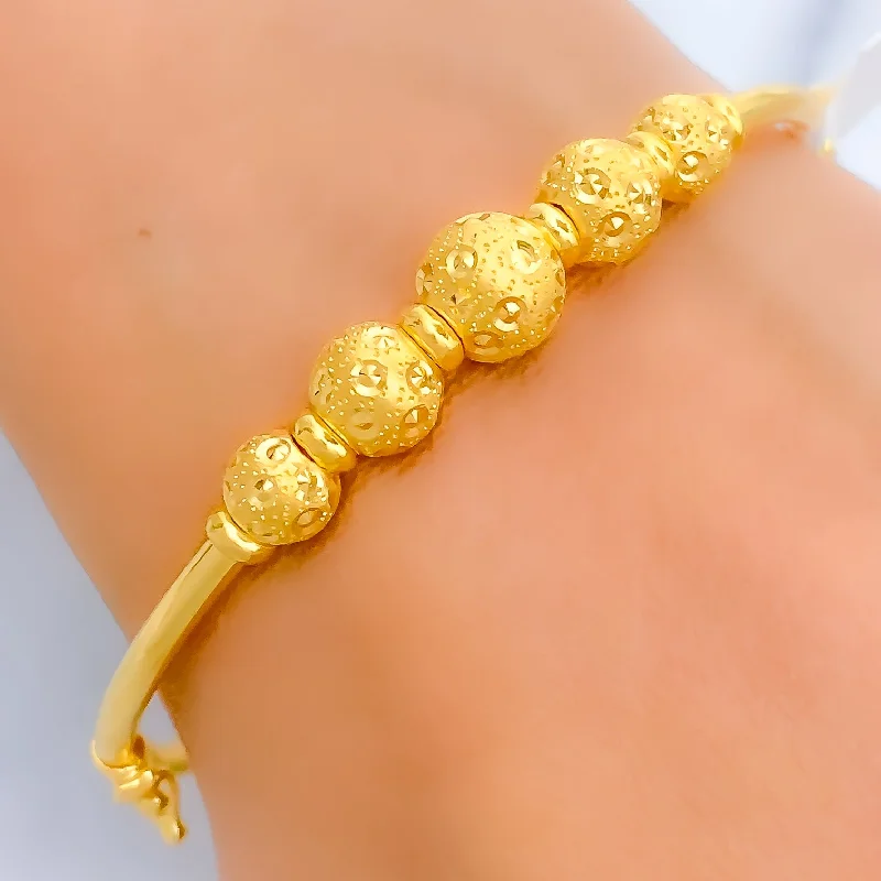 Ladies Bangles Name -Graceful Graduated Orb Bangle Bracelet