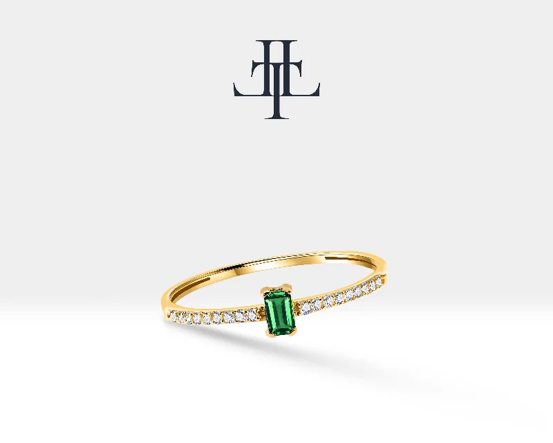 Oval rings for women-14K Yellow Solid Gold,Multi Stone Ring,Baguette Cut Emerald and Diamond Ring