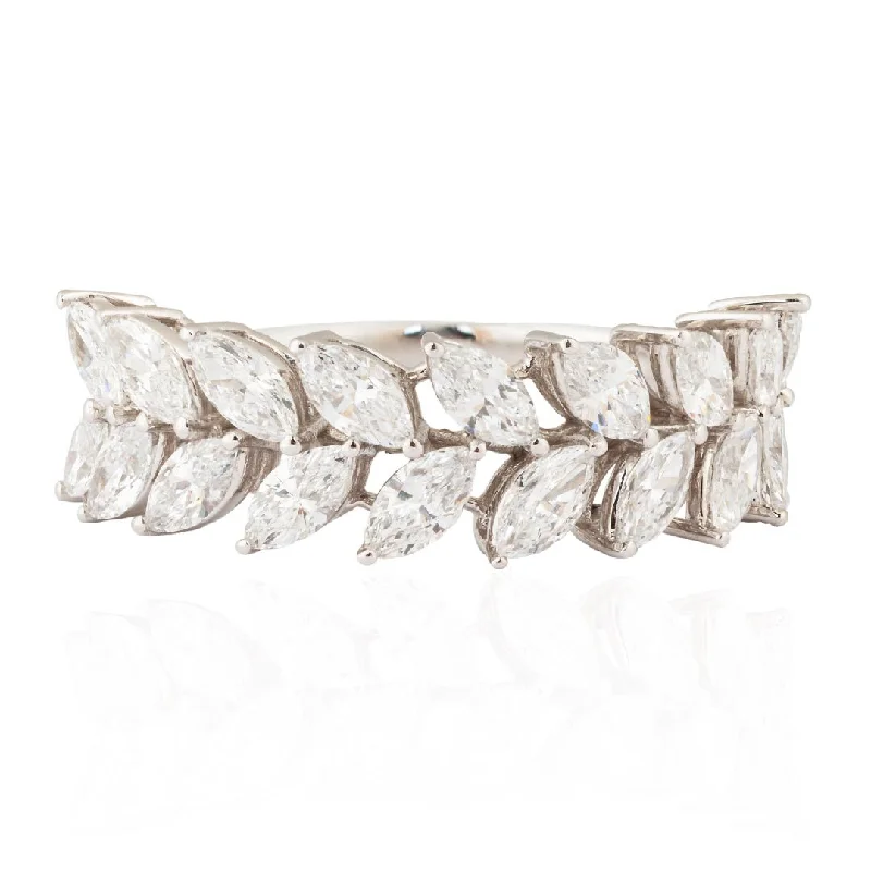 Heart-shaped rings for women-Nature's Touch: Intricate Leaf Design Ring